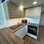 Stylish&Cozy Loft Zuvedra Near City Center